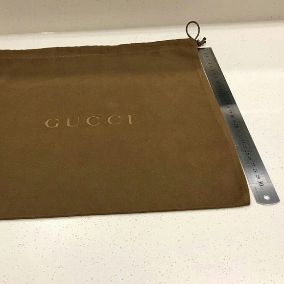 GUCCI - Picture 3 of 5